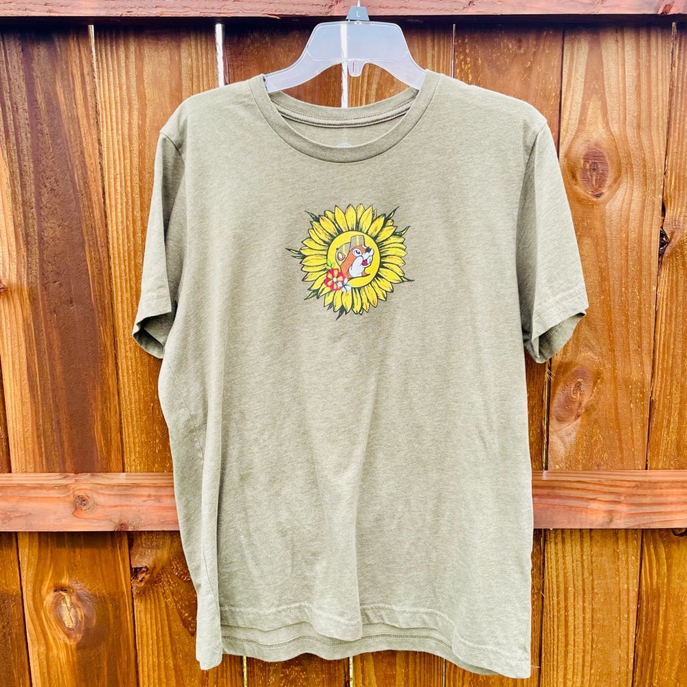 Buc-ee's bee happy shirt.